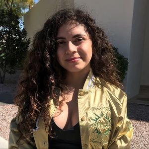 Meet your Posher, Maria